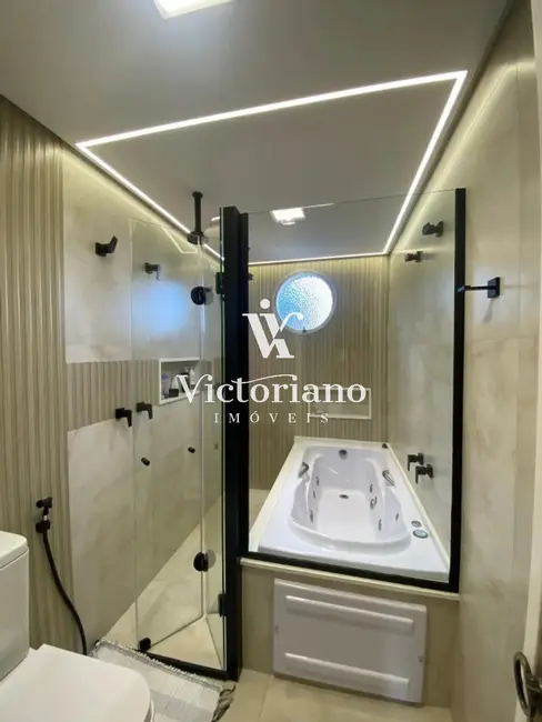 Foto 9 de Apartamento com 4 quartos à venda, 247m2 em Sao Jose Dos Campos - SP