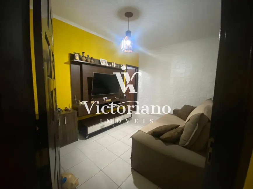 Casa com 3 quartos à venda, 150m2 em Sao Jose Dos Campos - SP - imagem 3 Foto 3 de Casa com 3 quartos à venda, 150m2 em Sao Jose Dos Campos - SP