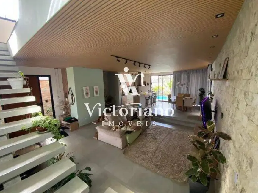 Foto 7 de Casa de Condomínio com 3 quartos à venda, 250m2 em Jardim Panorama, Jacarei - SP