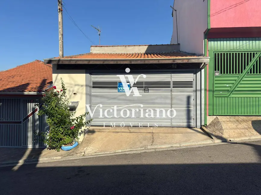 Foto 1 de Casa com 2 quartos à venda, 126m2 em Jardim Santa Marina, Jacarei - SP