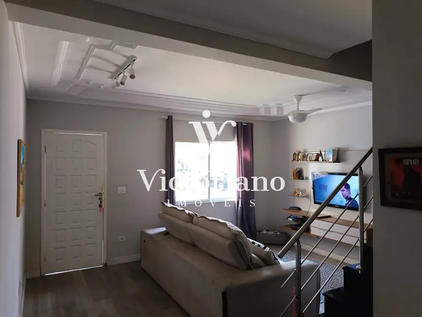 Foto 2 de Casa de Condomínio com 2 quartos à venda, 106m2 em Jardim Califórnia, Jacarei - SP