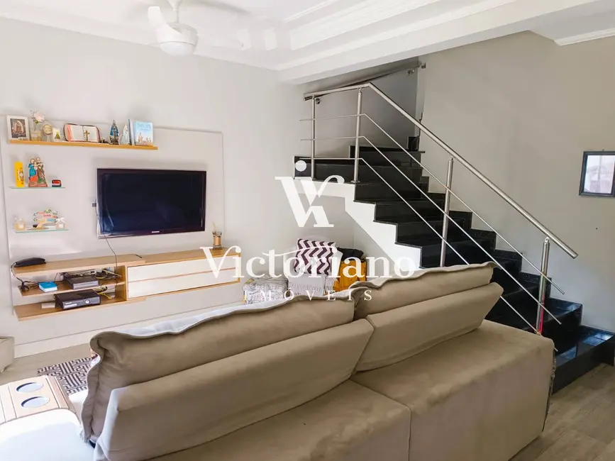 Foto 1 de Casa de Condomínio com 2 quartos à venda, 106m2 em Jardim Califórnia, Jacarei - SP