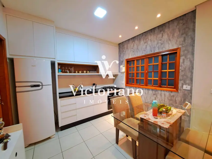 Foto 3 de Casa com 3 quartos à venda, 140m2 em Loteamento Villa Branca, Jacarei - SP