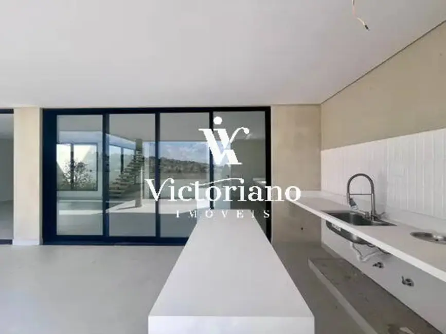 Casa de Condomínio com 3 quartos à venda, 302m2 em Sao Jose Dos Campos - SP - imagem 9 Foto 9 de Casa de Condomínio com 3 quartos à venda, 302m2 em Sao Jose Dos Campos - SP