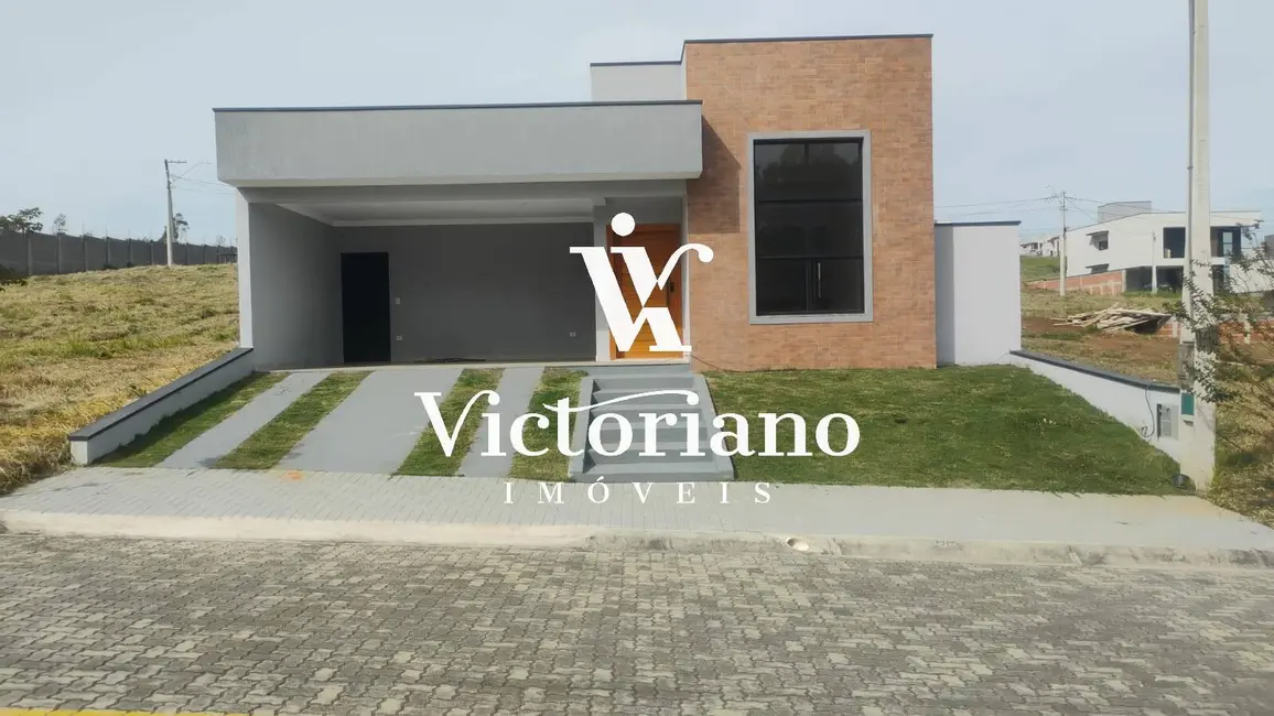 Foto 2 de Casa de Condomínio com 3 quartos à venda, 154m2 em Bairro do Grama, Cacapava - SP