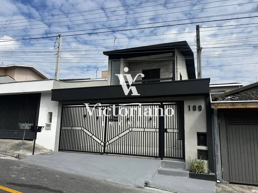 Foto 2 de Casa com 2 quartos à venda, 175m2 em Jardim Califórnia, Jacarei - SP