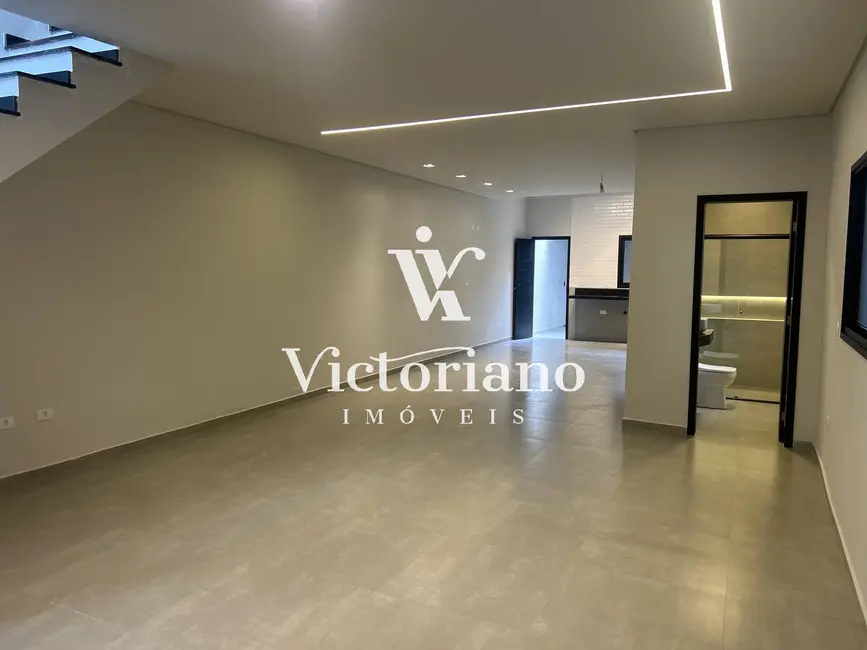 Foto 3 de Casa com 2 quartos à venda, 175m2 em Jardim Califórnia, Jacarei - SP