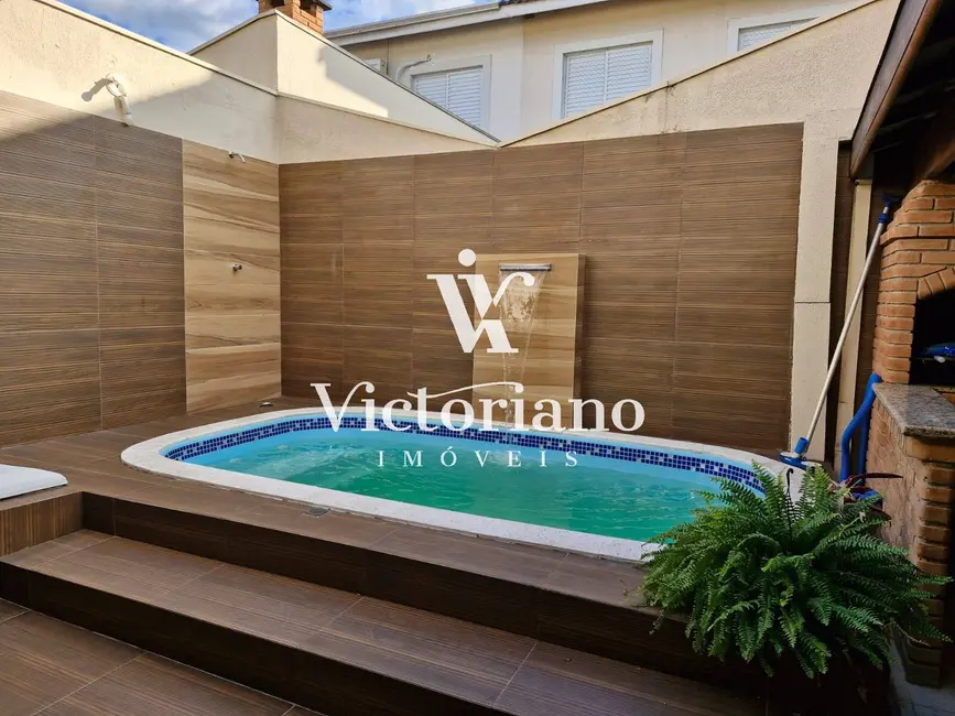 Foto 2 de Casa de Condomínio com 3 quartos à venda, 100m2 em Loteamento Villa Branca, Jacarei - SP