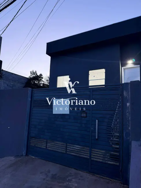 Foto 2 de Casa com 2 quartos à venda, 81m2 em Parque dos Príncipes, Jacarei - SP