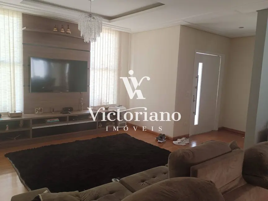 Casa de Condomínio com 4 quartos à venda, 325m2 em Jardim Terras de Santa Helena, Jacarei - SP - imagem 4 Foto 4 de Casa de Condomínio com 4 quartos à venda, 325m2 em Jardim Terras de Santa Helena, Jacarei - SP