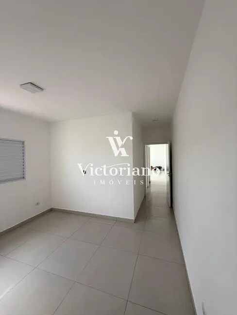 Foto 3 de Casa com 2 quartos à venda, 70m2 em Parque dos Príncipes, Jacarei - SP
