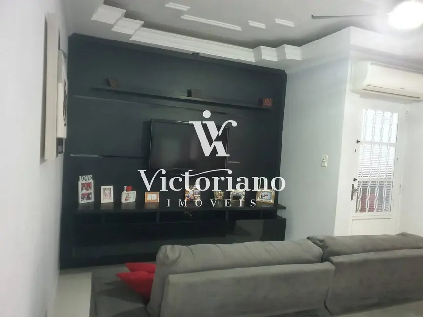 Foto 5 de Casa com 2 quartos à venda, 140m2 em Parque dos Príncipes, Jacarei - SP