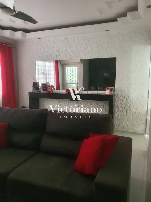 Foto 3 de Casa com 2 quartos à venda, 140m2 em Parque dos Príncipes, Jacarei - SP