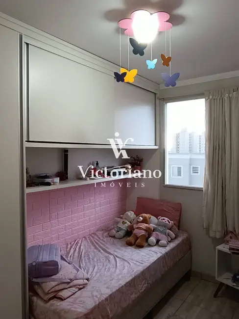 Foto 8 de Apartamento com 2 quartos à venda, 45m2 em Jardim Califórnia, Jacarei - SP