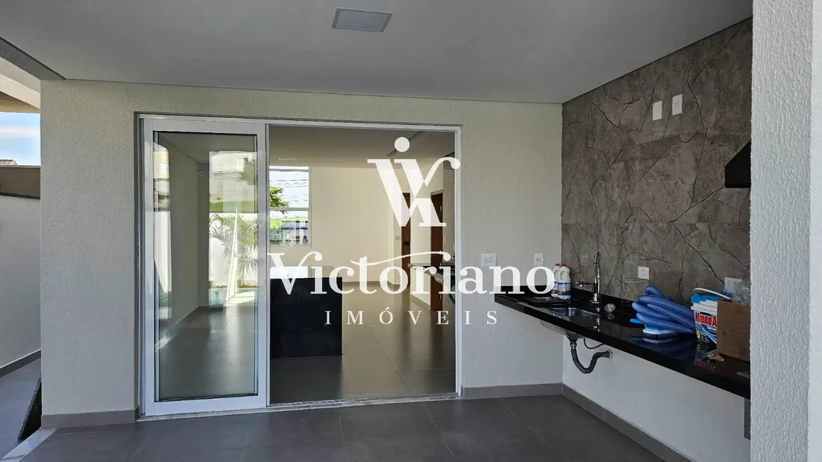 Foto 9 de Casa de Condomínio com 3 quartos à venda, 300m2 em Cacapava - SP