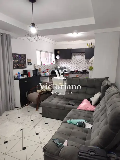 Sobrado com 4 quartos à venda, 180m2 em Sao Jose Dos Campos - SP - imagem 3 Foto 3 de Sobrado com 4 quartos à venda, 180m2 em Sao Jose Dos Campos - SP
