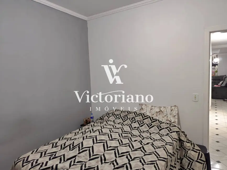 Sobrado com 4 quartos à venda, 180m2 em Sao Jose Dos Campos - SP - imagem 9 Foto 9 de Sobrado com 4 quartos à venda, 180m2 em Sao Jose Dos Campos - SP