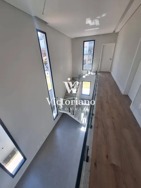 Foto 3 de Casa de Condomínio com 4 quartos à venda, 250m2 em Condomínio Vem Viver Jacareí, Jacarei - SP