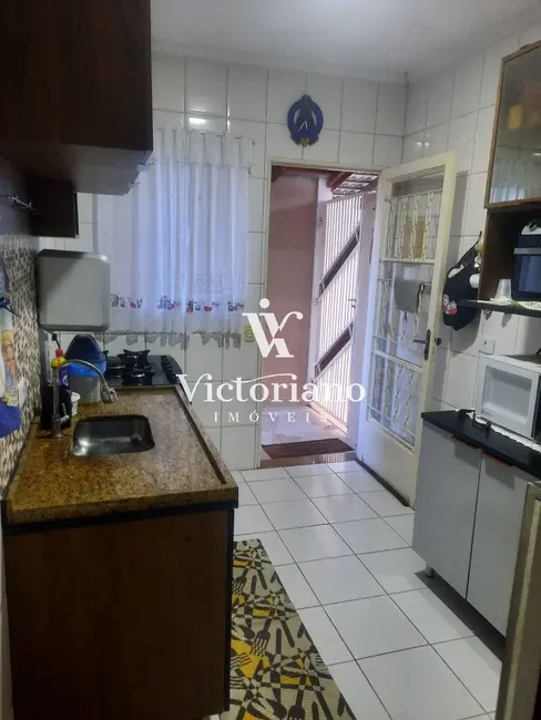 Foto 4 de Casa de Condomínio com 2 quartos à venda, 120m2 em Cidade Salvador, Jacarei - SP