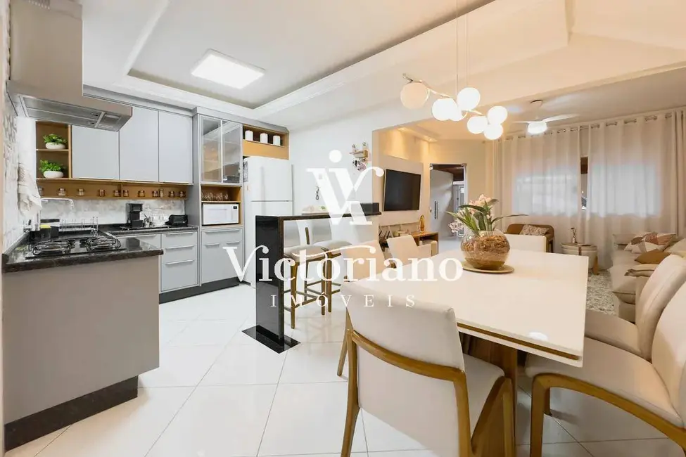 Foto 3 de Casa com 3 quartos à venda, 150m2 em Sao Jose Dos Campos - SP