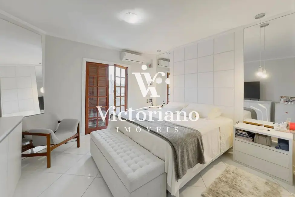 Foto 9 de Casa com 3 quartos à venda, 150m2 em Sao Jose Dos Campos - SP