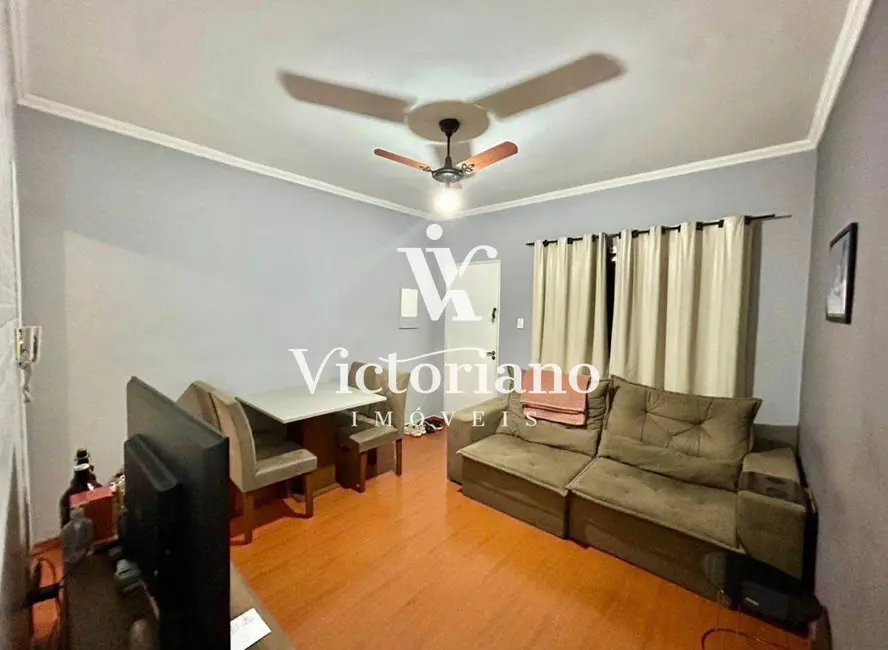 Foto 2 de Apartamento com 2 quartos à venda, 55m2 em Jardim Luiza, Jacarei - SP