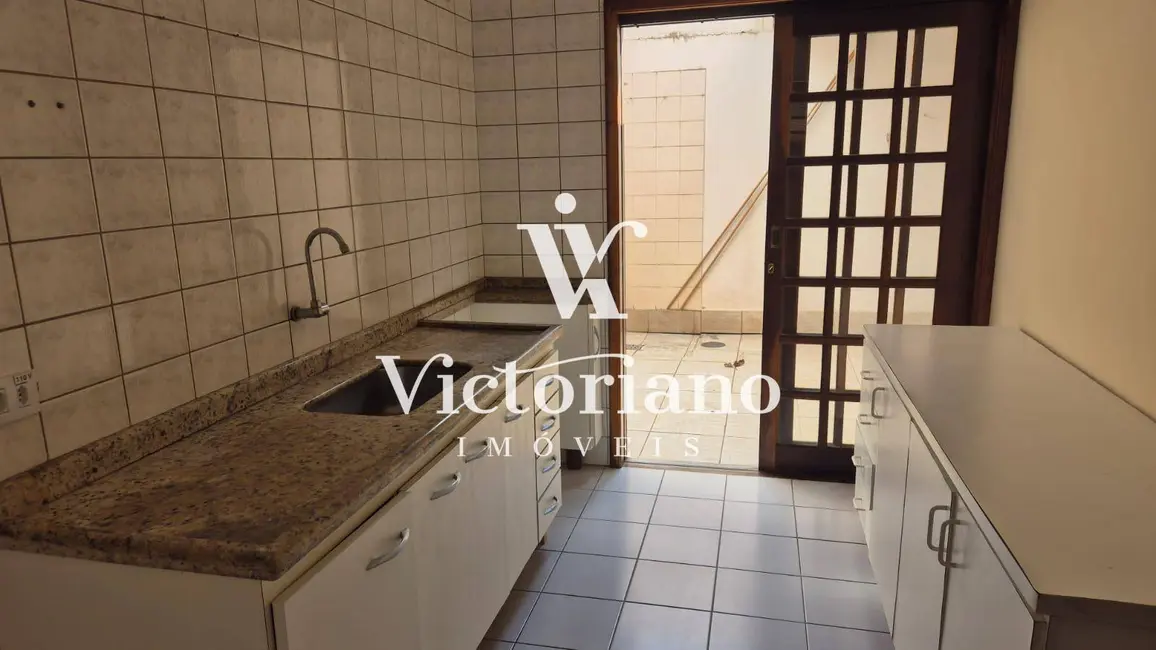 Foto 7 de Casa de Condomínio com 3 quartos à venda, 170m2 em Jardim Califórnia, Jacarei - SP