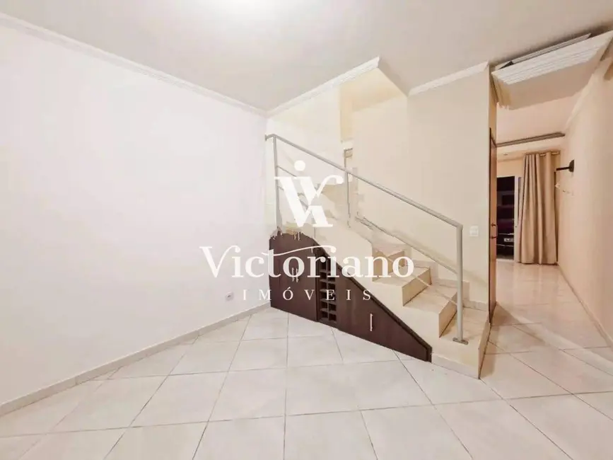 Foto 3 de Casa de Condomínio com 3 quartos à venda, 170m2 em Jardim Califórnia, Jacarei - SP