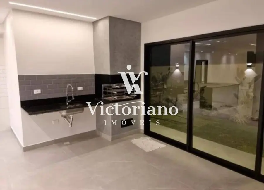 Casa de Condomínio com 3 quartos à venda, 250m2 em Sao Jose Dos Campos - SP - imagem 3 Foto 3 de Casa de Condomínio com 3 quartos à venda, 250m2 em Sao Jose Dos Campos - SP