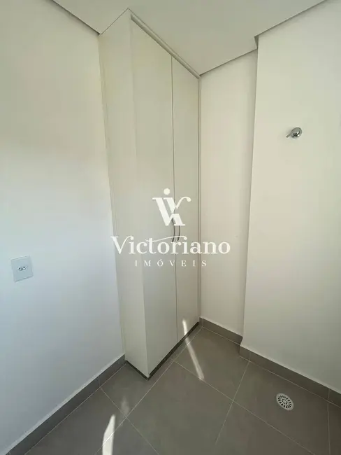 Apartamento com 3 quartos para alugar, 102m2 em Vila Aprazível, Jacarei - SP - imagem 7 Foto 7 de Apartamento com 3 quartos para alugar, 102m2 em Vila Aprazível, Jacarei - SP