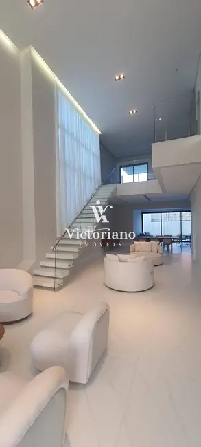 Foto 3 de Casa de Condomínio com 5 quartos à venda e para alugar, 540m2 em Sao Jose Dos Campos - SP