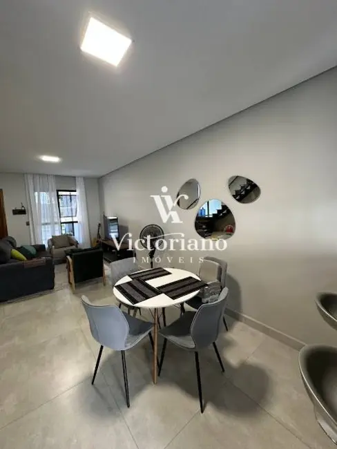 Foto 9 de Casa de Condomínio com 4 quartos à venda, 200m2 em Jardim Jacinto, Jacarei - SP