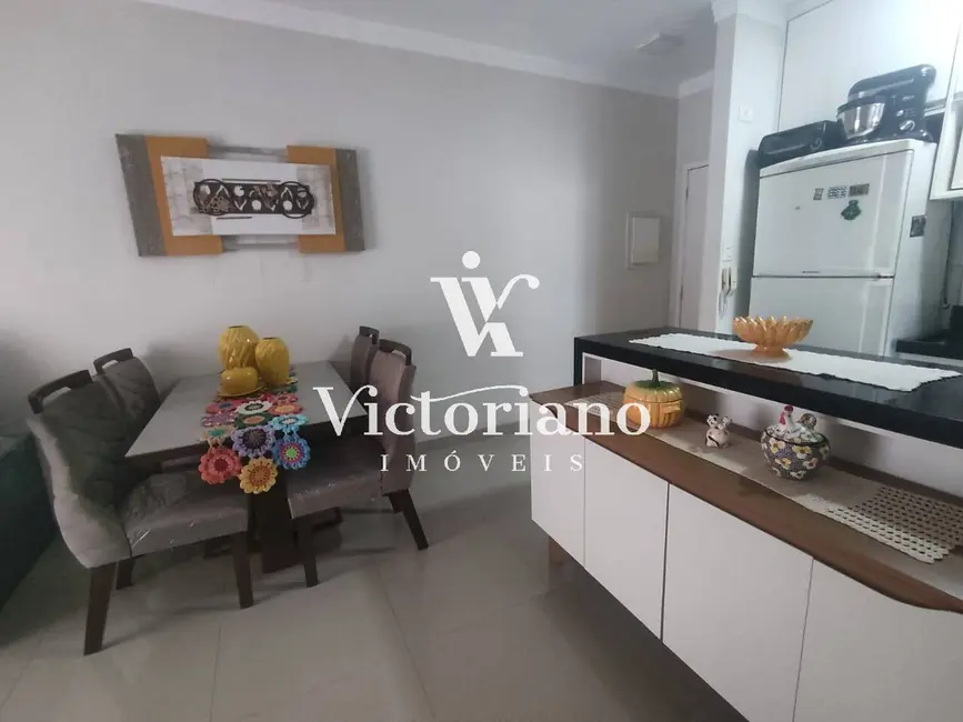 Foto 5 de Apartamento com 2 quartos à venda, 64m2 em Jardim Califórnia, Jacarei - SP