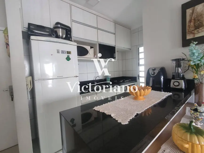 Foto 8 de Apartamento com 2 quartos à venda, 64m2 em Jardim Califórnia, Jacarei - SP