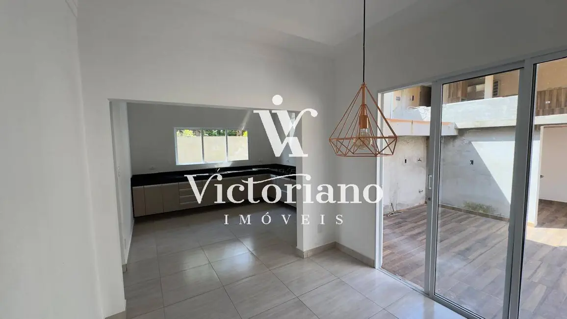 Foto 8 de Casa com 4 quartos à venda e para alugar, 145m2 em Jardim Primavera, Jacarei - SP