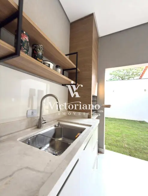 Foto 9 de Casa com 3 quartos à venda, 175m2 em Loteamento Villa Branca, Jacarei - SP