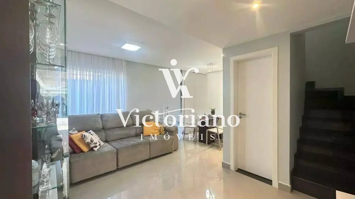 Casa de Condomínio com 3 quartos à venda, 140m2 em Condomínio Residence Club, Jacarei - SP - imagem 1 Foto 1 de Casa de Condomínio com 3 quartos à venda, 140m2 em Condomínio Residence Club, Jacarei - SP