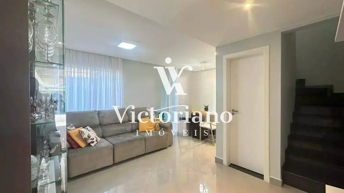 Casa de Condomínio com 3 quartos à venda, 140m2 em Condomínio Residence Club, Jacarei - SP - imagem 2 Foto 2 de Casa de Condomínio com 3 quartos à venda, 140m2 em Condomínio Residence Club, Jacarei - SP