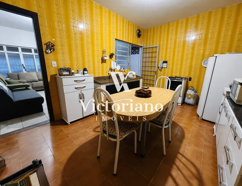 Foto 1 de Casa com 3 quartos à venda, 150m2 em Jardim Santa Maria, Jacarei - SP