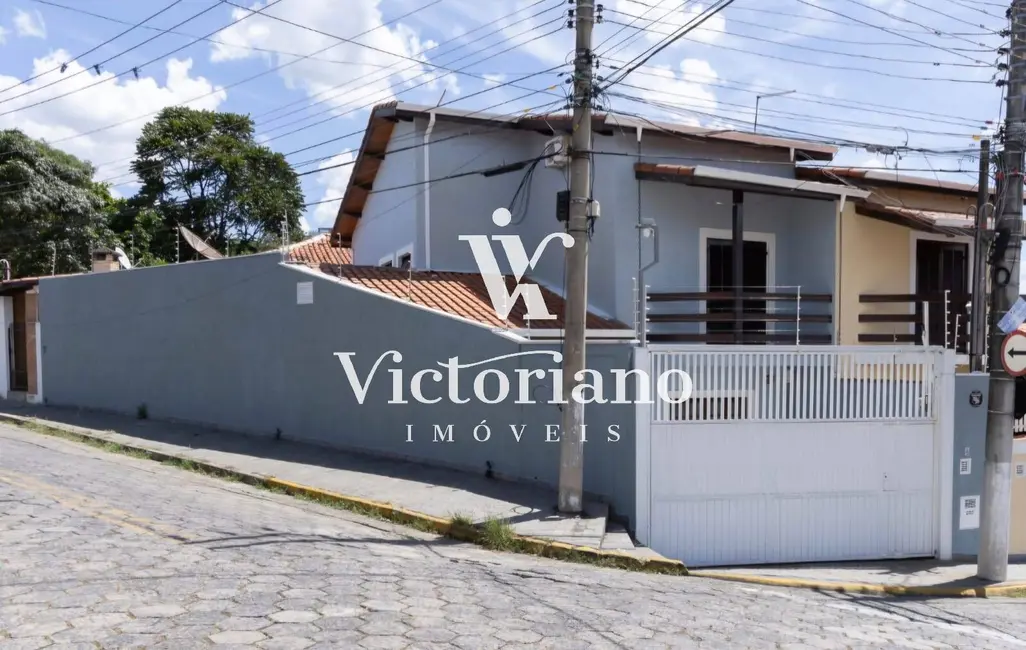 Foto 2 de Casa com 3 quartos à venda, 147m2 em Vila Formosa, Jacarei - SP