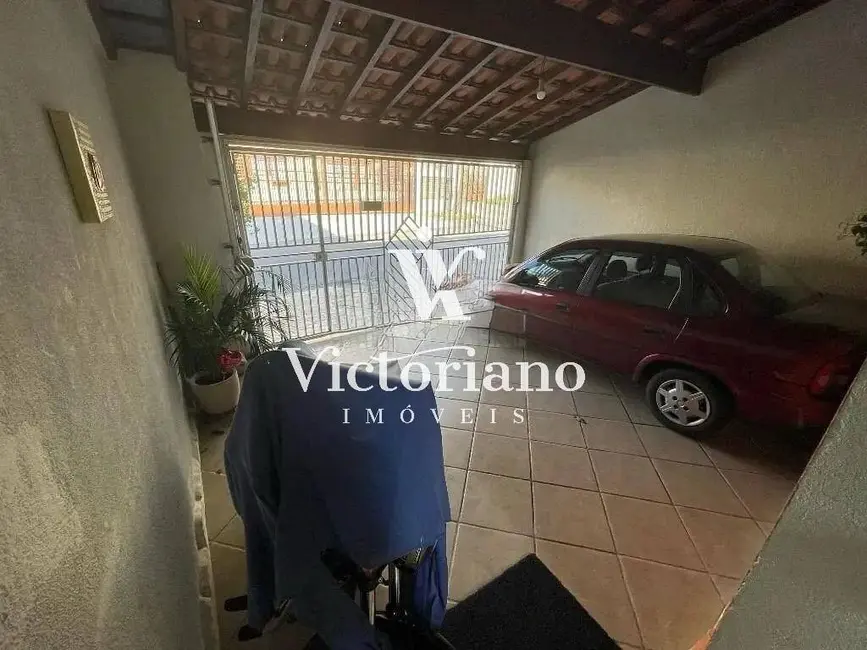 Casa com 3 quartos à venda, 125m2 em Sao Jose Dos Campos - SP - imagem 2 Foto 2 de Casa com 3 quartos à venda, 125m2 em Sao Jose Dos Campos - SP