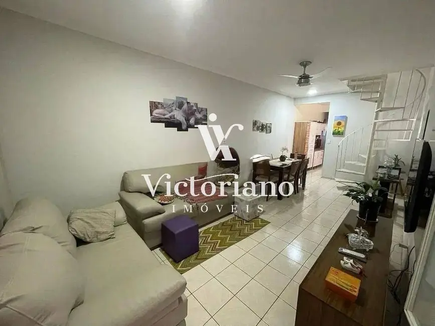 Casa com 3 quartos à venda, 125m2 em Sao Jose Dos Campos - SP - imagem 3 Foto 3 de Casa com 3 quartos à venda, 125m2 em Sao Jose Dos Campos - SP