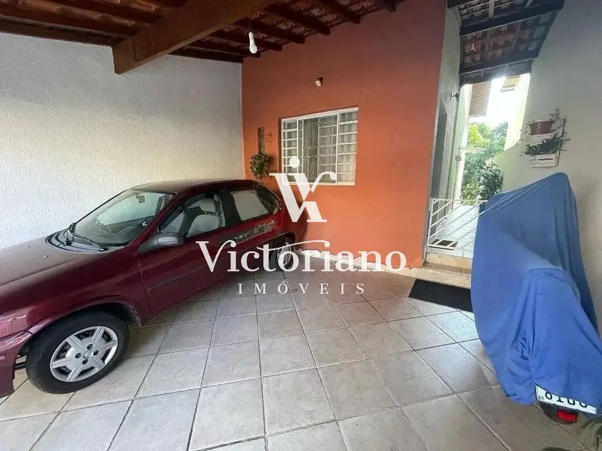 Casa com 3 quartos à venda, 125m2 em Sao Jose Dos Campos - SP - imagem 1 Foto 1 de Casa com 3 quartos à venda, 125m2 em Sao Jose Dos Campos - SP