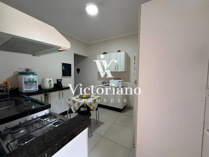 Casa com 3 quartos à venda, 150m2 em Sao Jose Dos Campos - SP - imagem 9 Foto 9 de Casa com 3 quartos à venda, 150m2 em Sao Jose Dos Campos - SP
