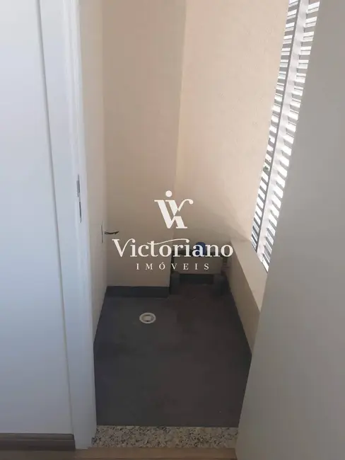 Sala Comercial à venda e para alugar, 28m2 em Centro, Jacarei - SP - imagem 5 Foto 5 de Sala Comercial à venda e para alugar, 28m2 em Centro, Jacarei - SP