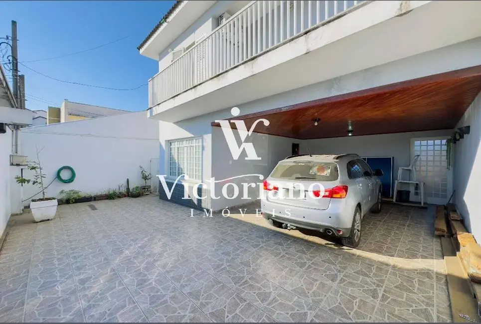 Foto 3 de Casa com 4 quartos à venda, 360m2 em Parque Santo Antônio, Jacarei - SP