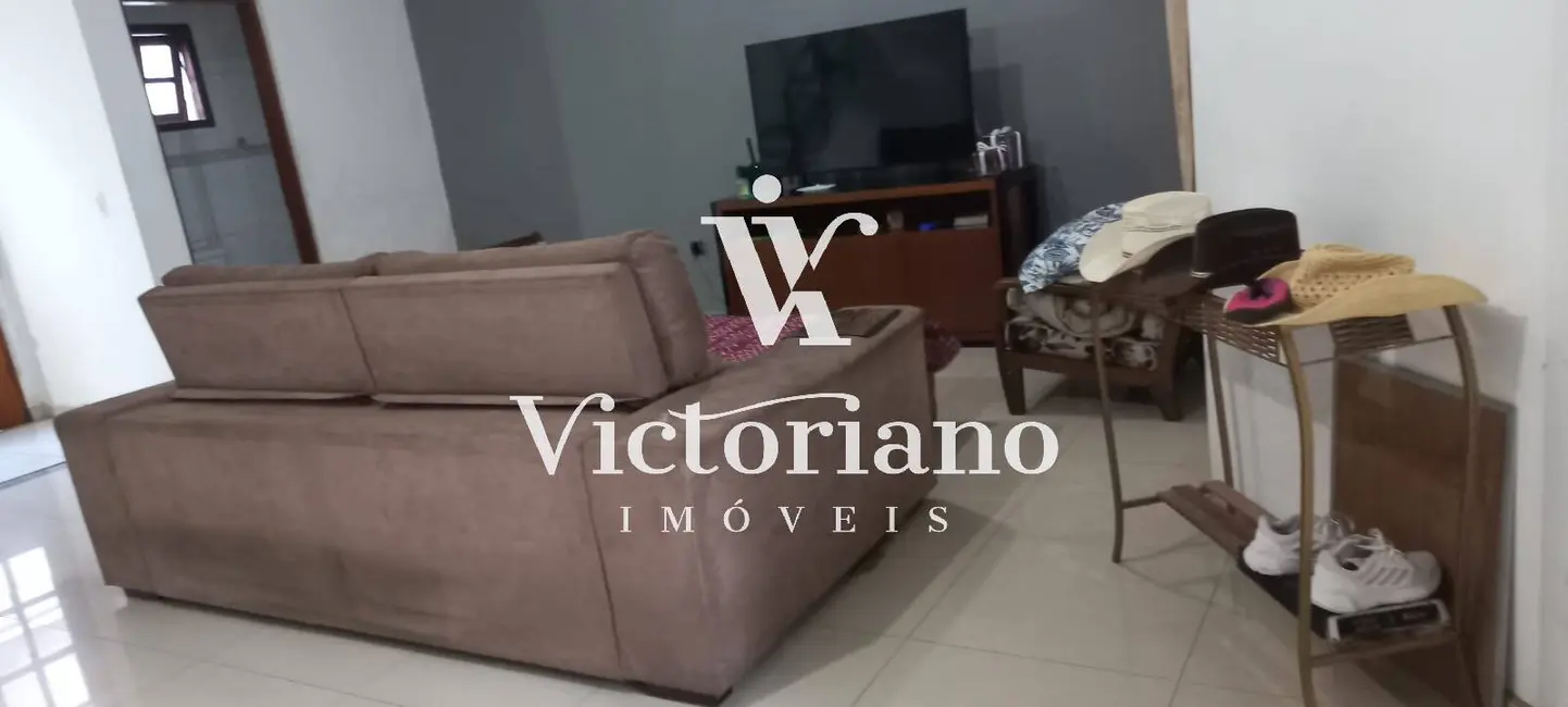 Casa com 3 quartos à venda, 140m2 em Residencial Santa Paula, Jacarei - SP - imagem 8 Foto 8 de Casa com 3 quartos à venda, 140m2 em Residencial Santa Paula, Jacarei - SP