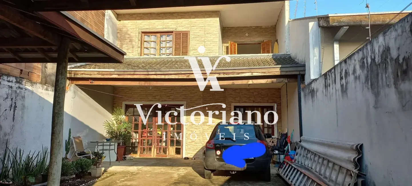 Casa com 3 quartos à venda, 140m2 em Residencial Santa Paula, Jacarei - SP - imagem 2 Foto 2 de Casa com 3 quartos à venda, 140m2 em Residencial Santa Paula, Jacarei - SP