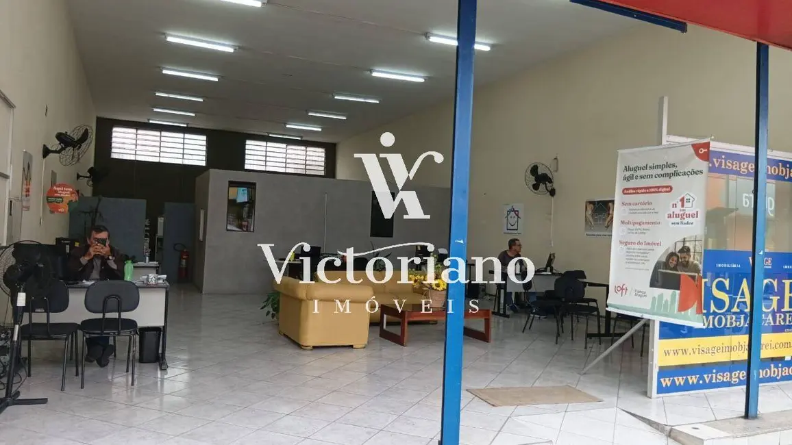 Sala Comercial à venda e para alugar, 195m2 em Centro, Jacarei - SP - imagem 1 Foto 1 de Sala Comercial à venda e para alugar, 195m2 em Centro, Jacarei - SP