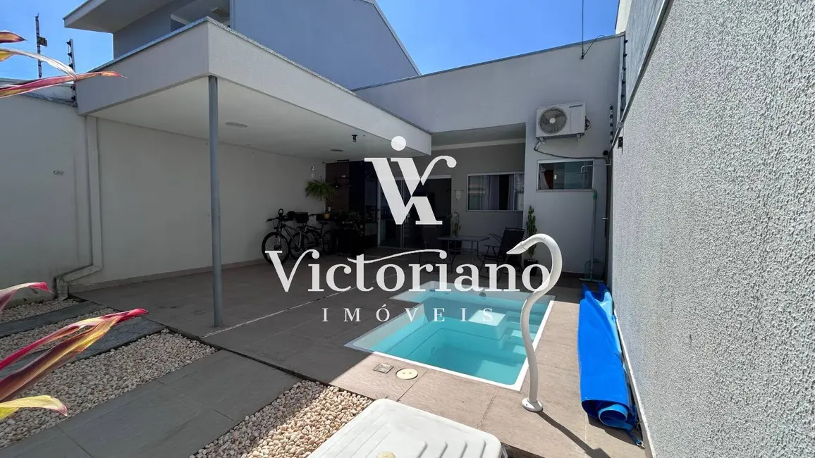 Foto 9 de Casa com 3 quartos à venda, 175m2 em Loteamento Villa Branca, Jacarei - SP
